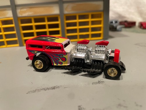 Ford sedan way - 1/64, "way